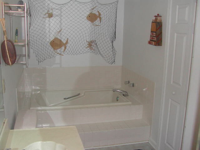 Lucayan - Unit Bathroom