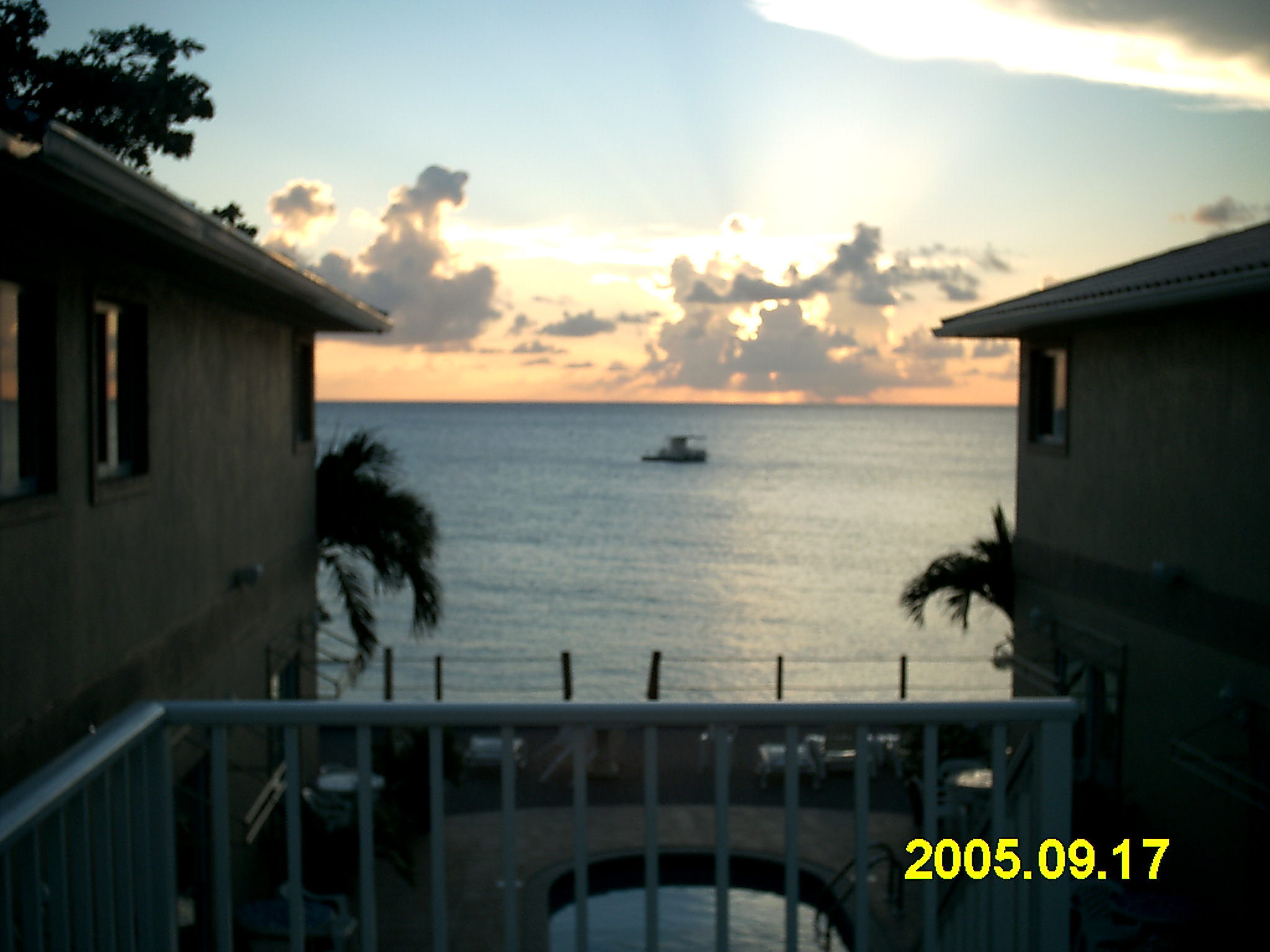 Coral Sands Resort - Sunset From Patio