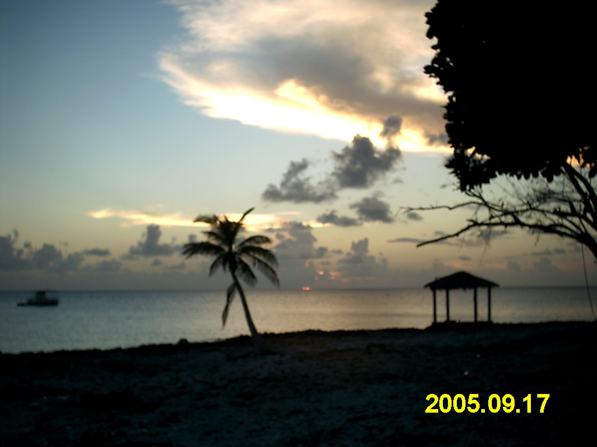 Coral Sands Resort - Sunset From Patio
