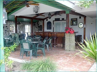 Sunrise Beach Club & Villas - Bar and Grill