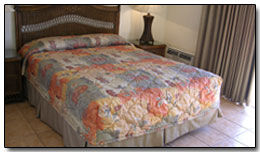 Island Seas Resort - Unit Bedroom
