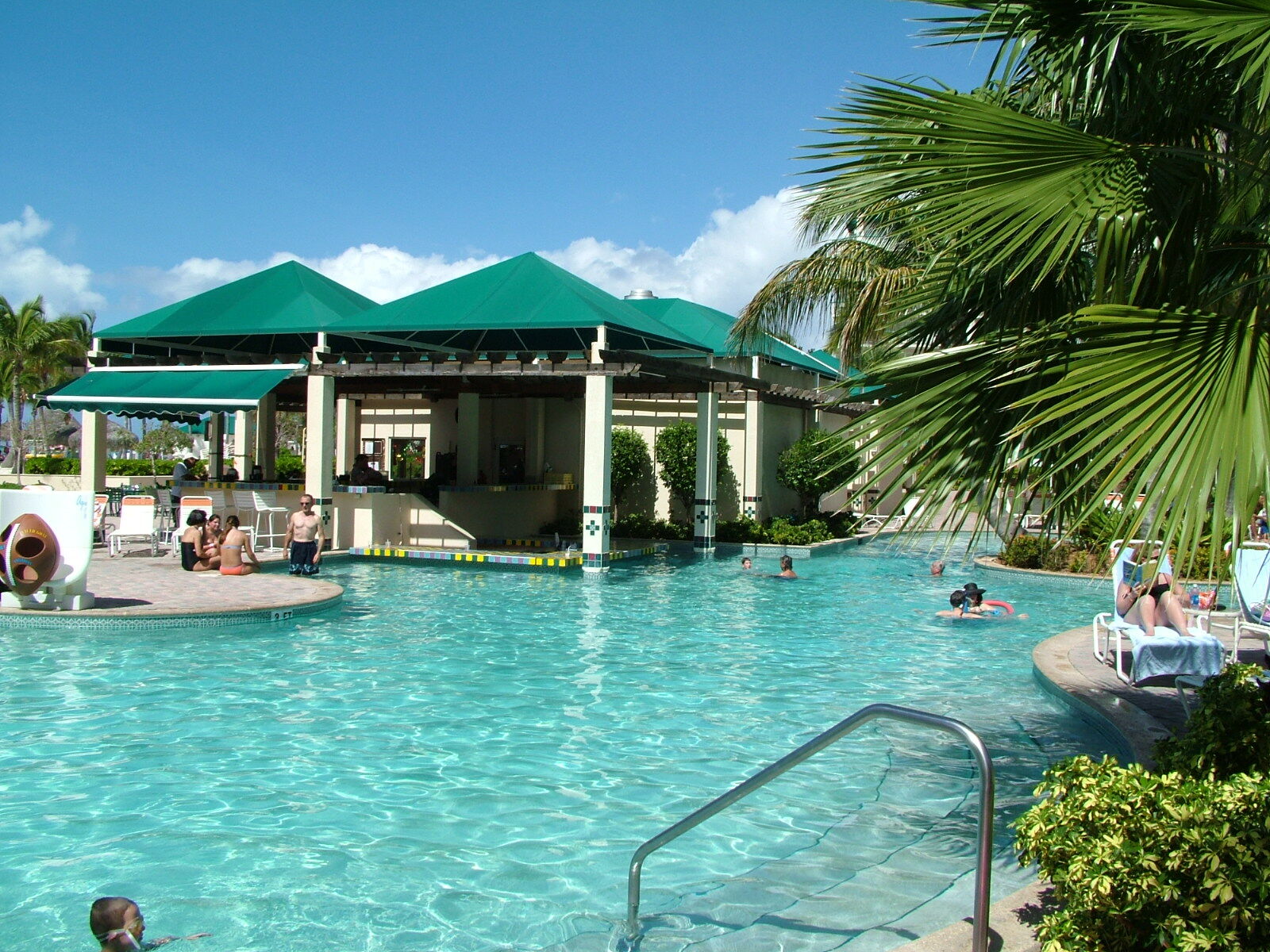 Marriott's Aruba Ocean Club - Pool Bar