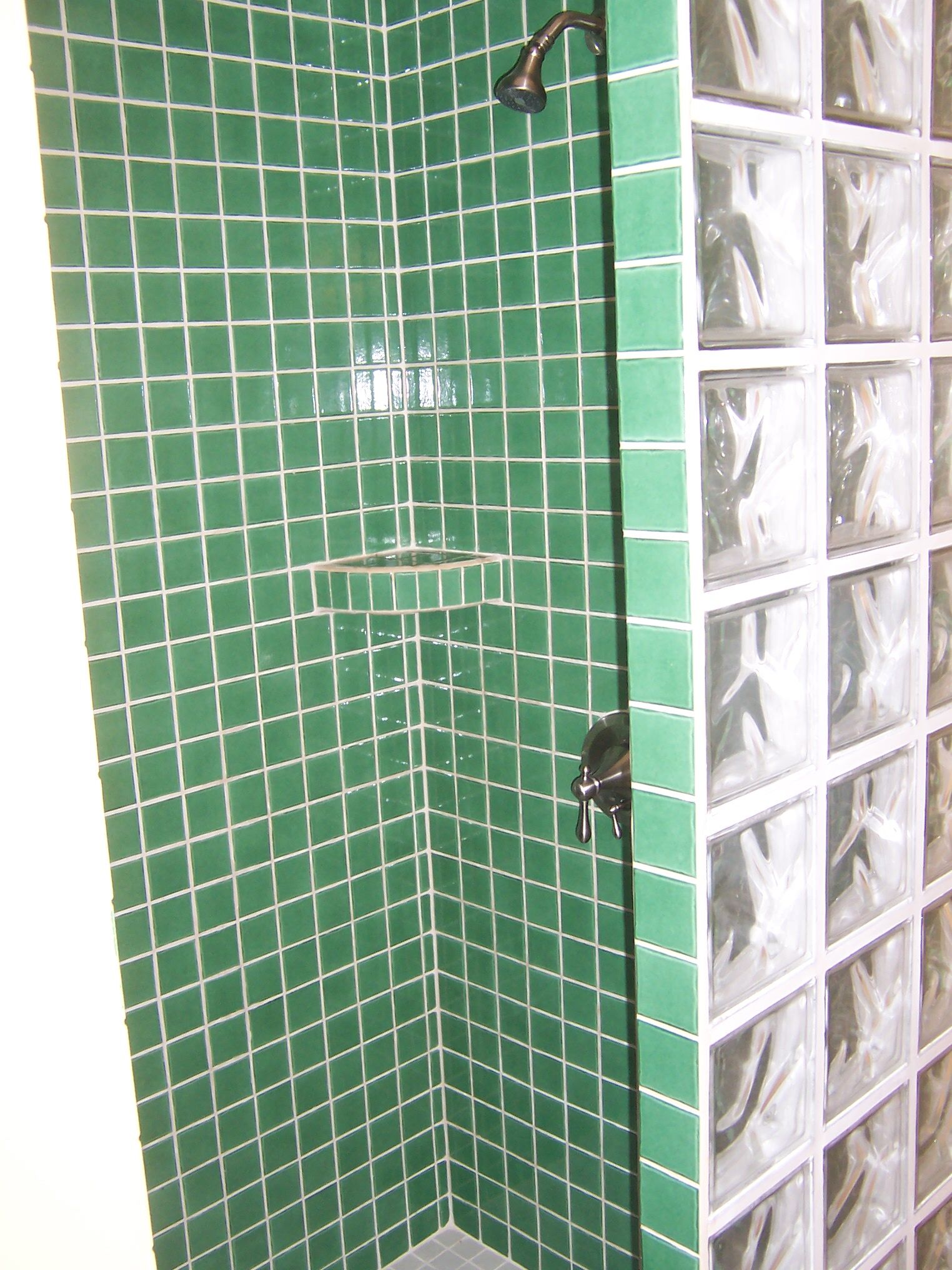 Captain Morgan's Vacation Beach Club - Unit Shower