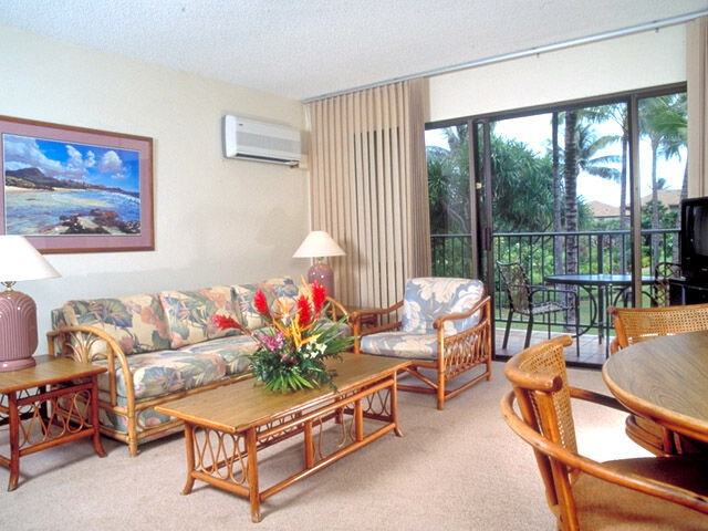 Pono Kai Resort - Unit Living Area