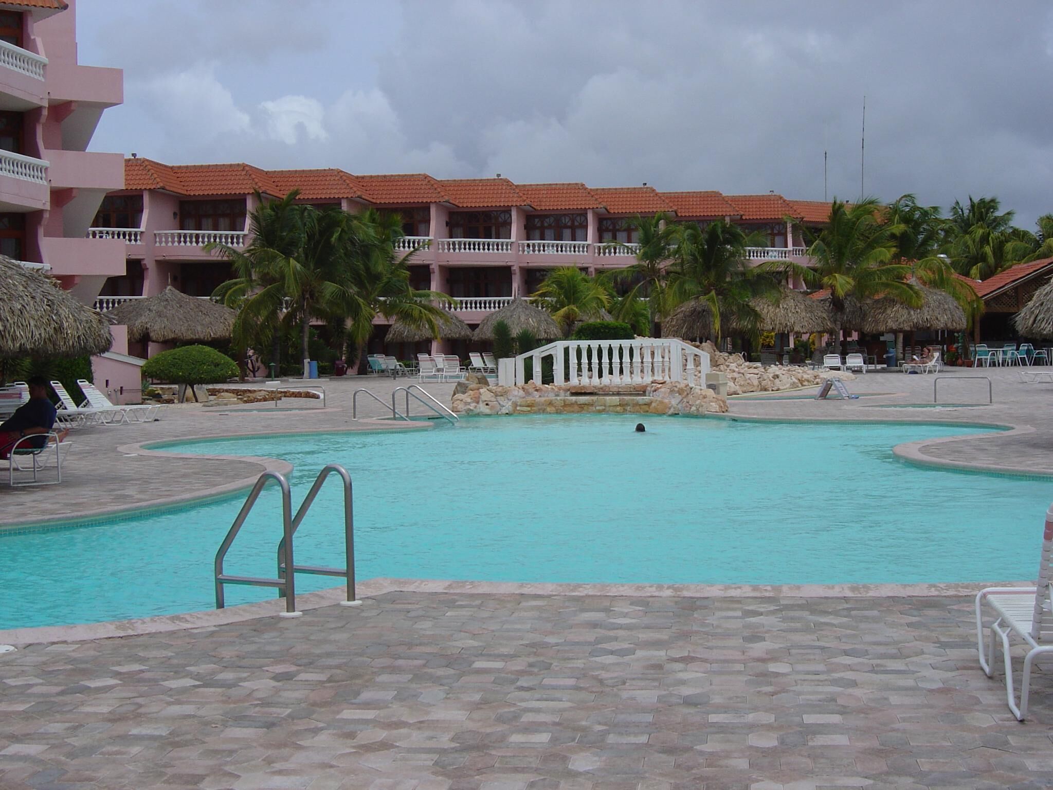 Paradise Beach Villas - Pool