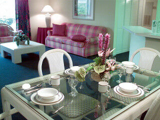 Blue Tree Resort at Lake Buena Vista - Unit Dining Area
