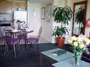 Westgate South Beach - Unit Dining Area