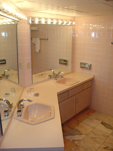 Paradise Beach Villas - Unit Bathroom
