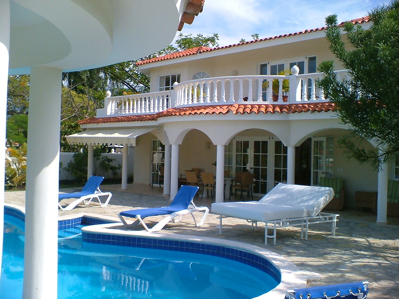 Lifestyle Crown Villas - one of the villas and outdoor pools