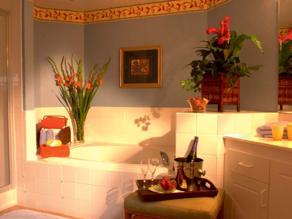 Master Bath with Jacuzzi Tub