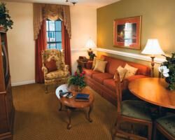 Wyndham Kingsgate - unit living area