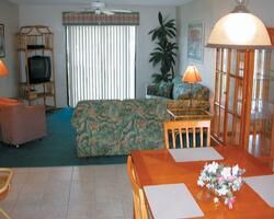 Florida Vacation Villas - Unit Dining Area
