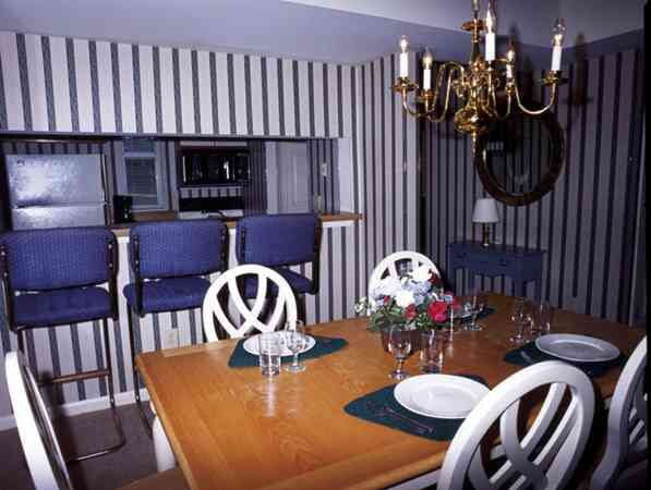 Powhatan - Unit Dining Area