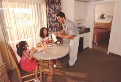 Disney's Saratoga Springs Resort & Spa - Unit Dining Area