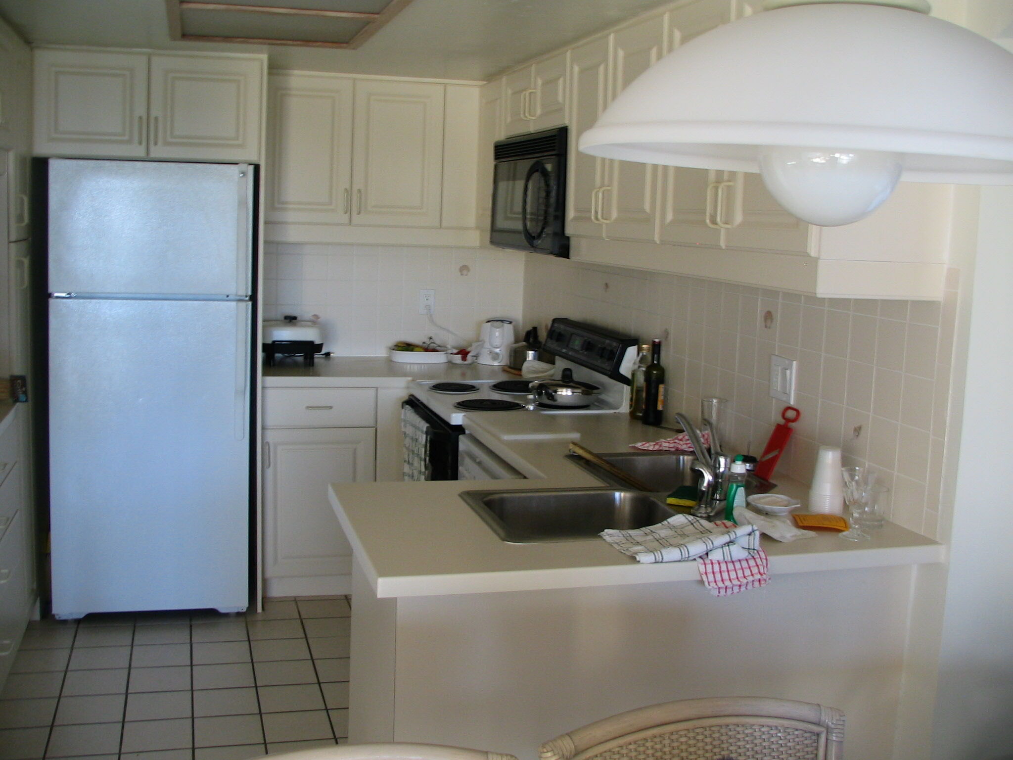 Tortuga Beach Club - kitchen