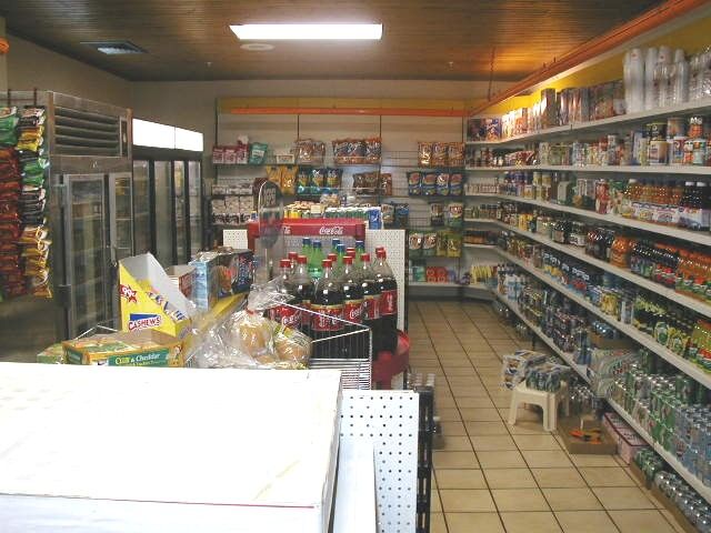 Aruba Beach Club - on-site mini market