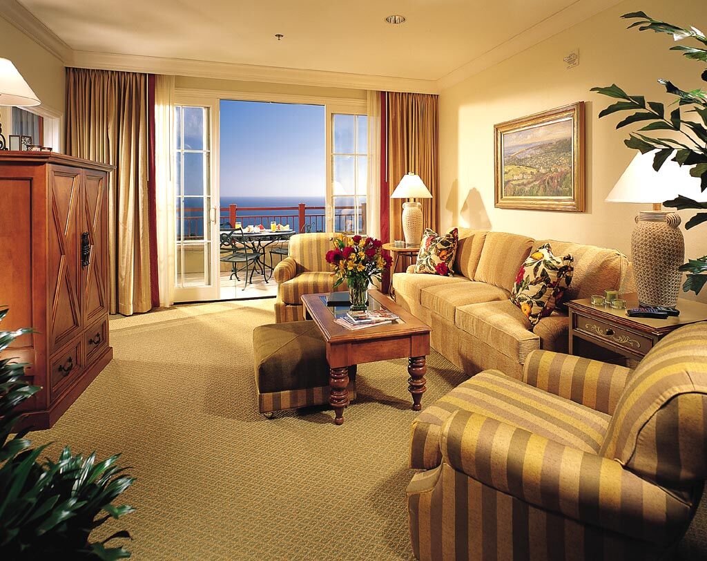 Marriott's Newport Coast Villas - Unit Living Area
