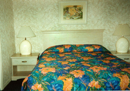 Plantation Island - Bedroom