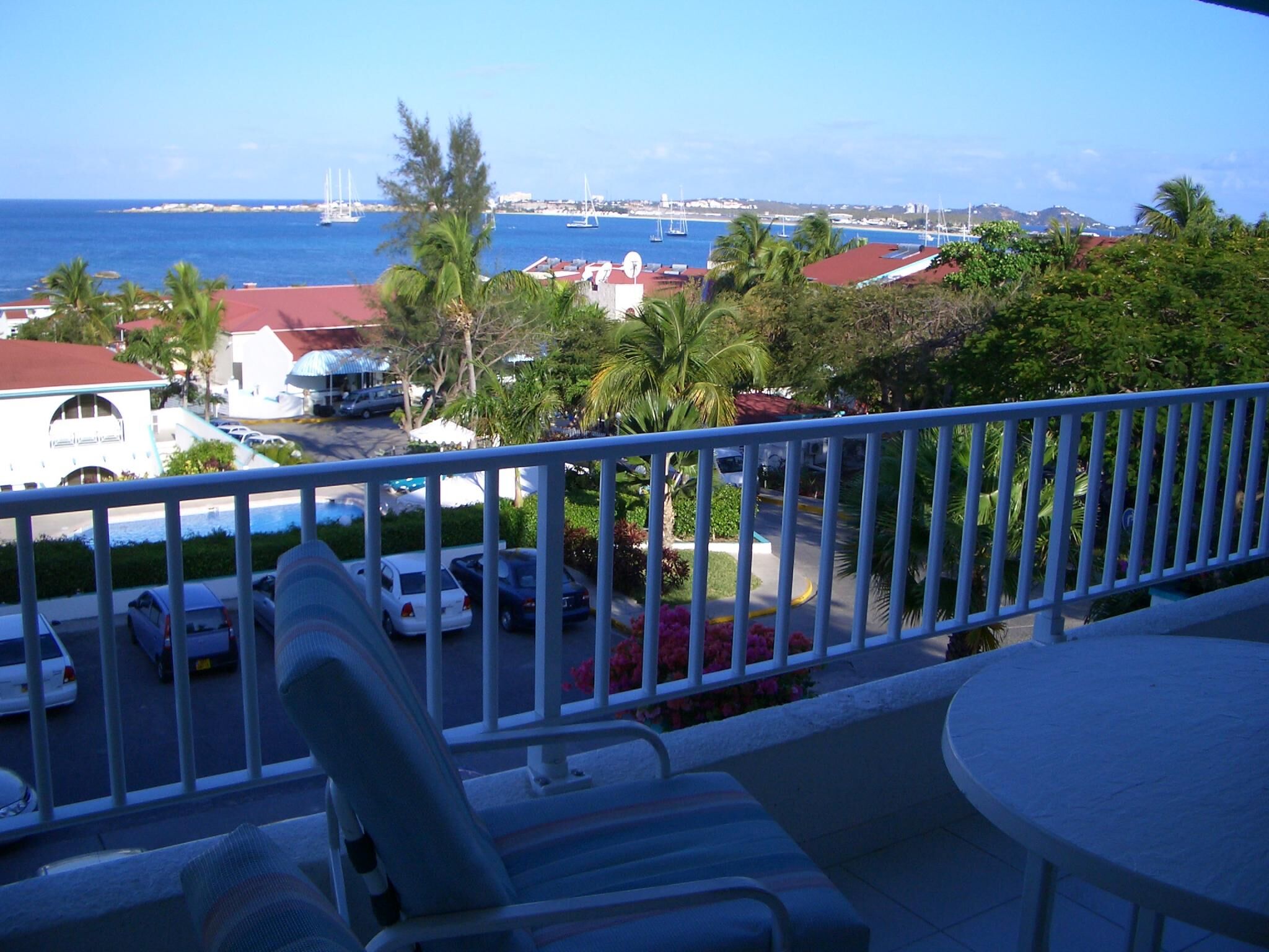 Pelican Resort Club - Unit Balcony