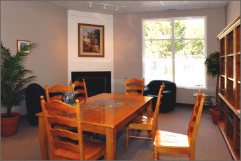 Radium Valley Vacation Resort - Unit Dining Area