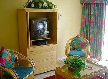 Grand Seas Resort - Unit Living Area