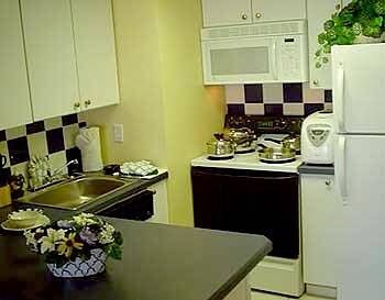 Grand Seas Resort - Unit Kitchen