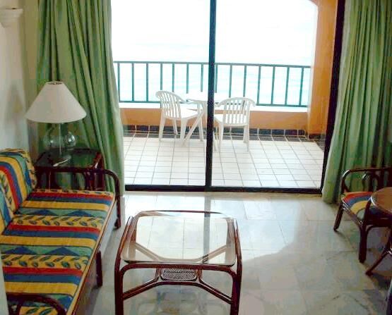 Cozumel Palace - Unit Living Area