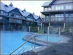 Stoney Creek Northstar - pool