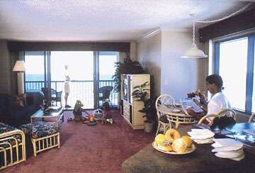 Daytona Beach Regency - Unit Dining Area