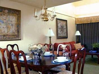 Powhatan - Unit Dining Area