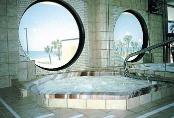 Marine Terrace - Hot Tub