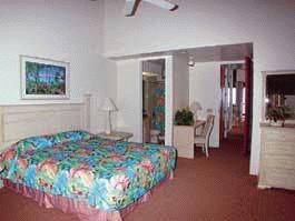The Cliffs at Princeville - Unit Bedroom