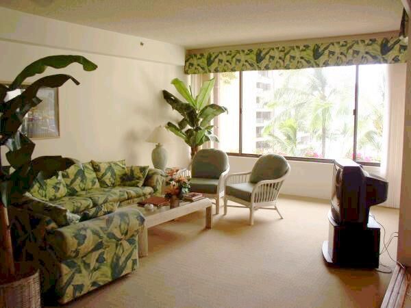 Sands of Kahana Vacation Club - Unit Living Area