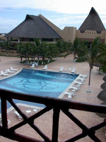 Reef Yucat&aacute;n - pool