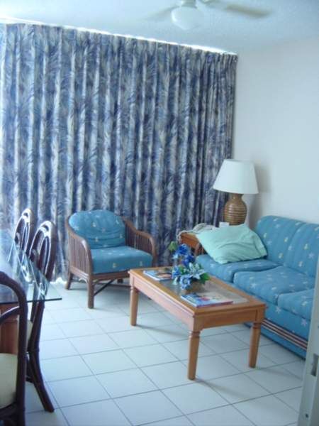 La Cabana Beach & Racquet Club - Unit Living Area