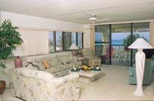 Room at the Siesta Sands Beach Resort