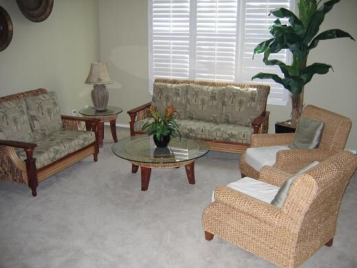 ResortQuest Waikoloa Colony Villas - Unit Living Area