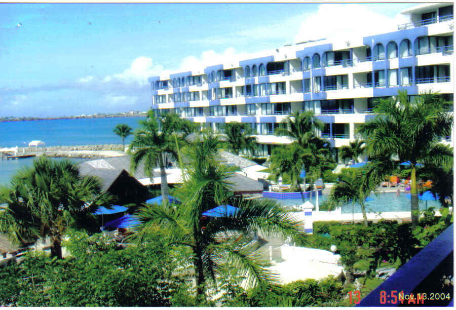 Royal Palm Beach Club