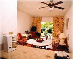 ockley Plum Tree Club - Unit Interior