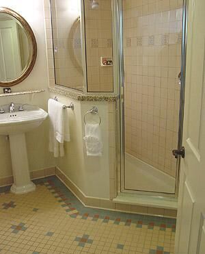 Disney's Saratoga Springs Resort & Spa - Unit Bathroom