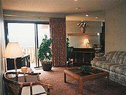Hamilton Harbor - Inside a Unit