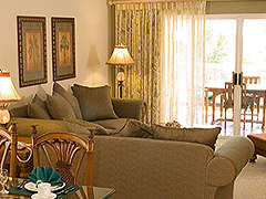 Kona Coast Resort - Unit Living Area