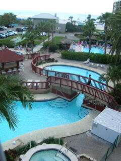 Coral Reef Beach Resort - Pool