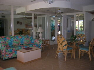 Coral Reef Beach Resort - Unit Living Area