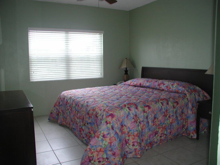 Plantation Village Beach Resort - Unit Bedroom