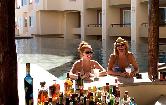 Cabo Villas Beach Resort - Pool Bar