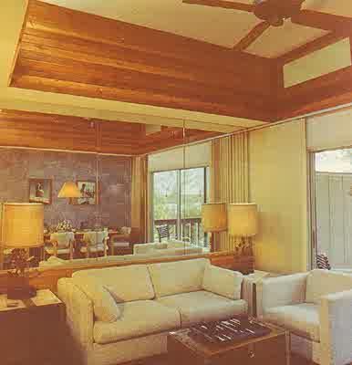 Englewood Beach and Yacht Club - Unit Living Area