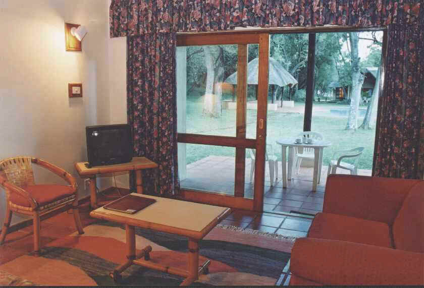 Sudwala Lodge - Unit Living Area