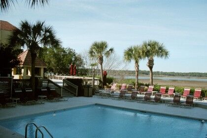 Pool at Marriott's Harbour Point at Shelter Cove
