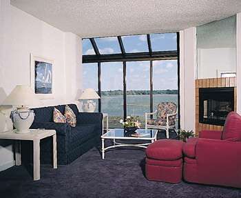 Living Room at Marriott's Harbour Point at Shelter Cove